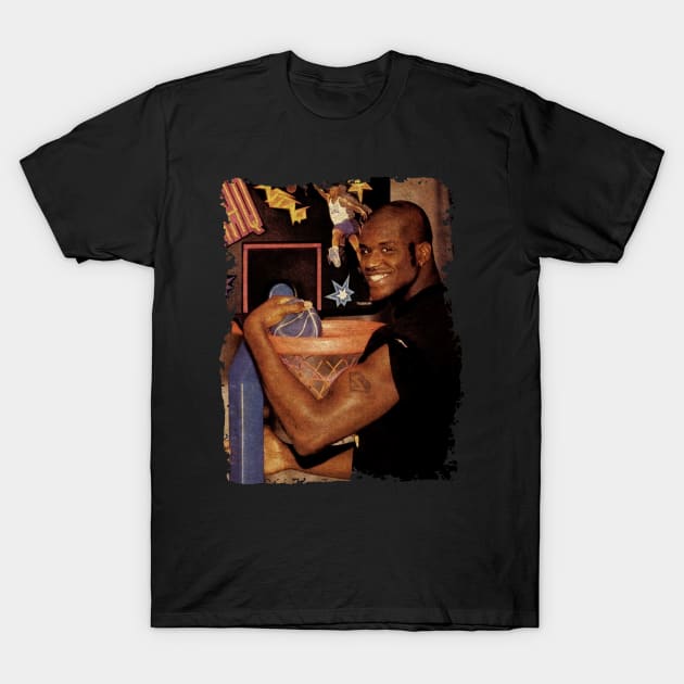 Shaq Superman T-Shirt by Omeshshopart